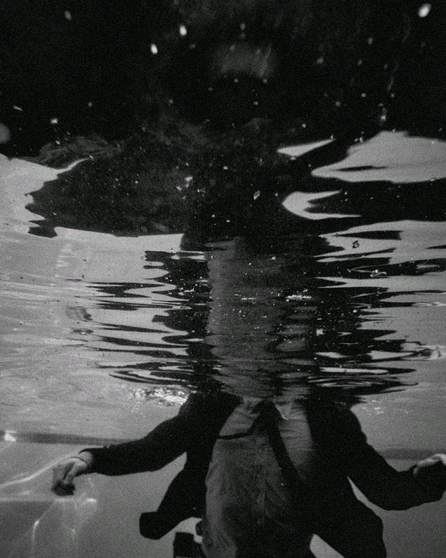 『摄影师』edward honaker :抑郁患者的自拍照